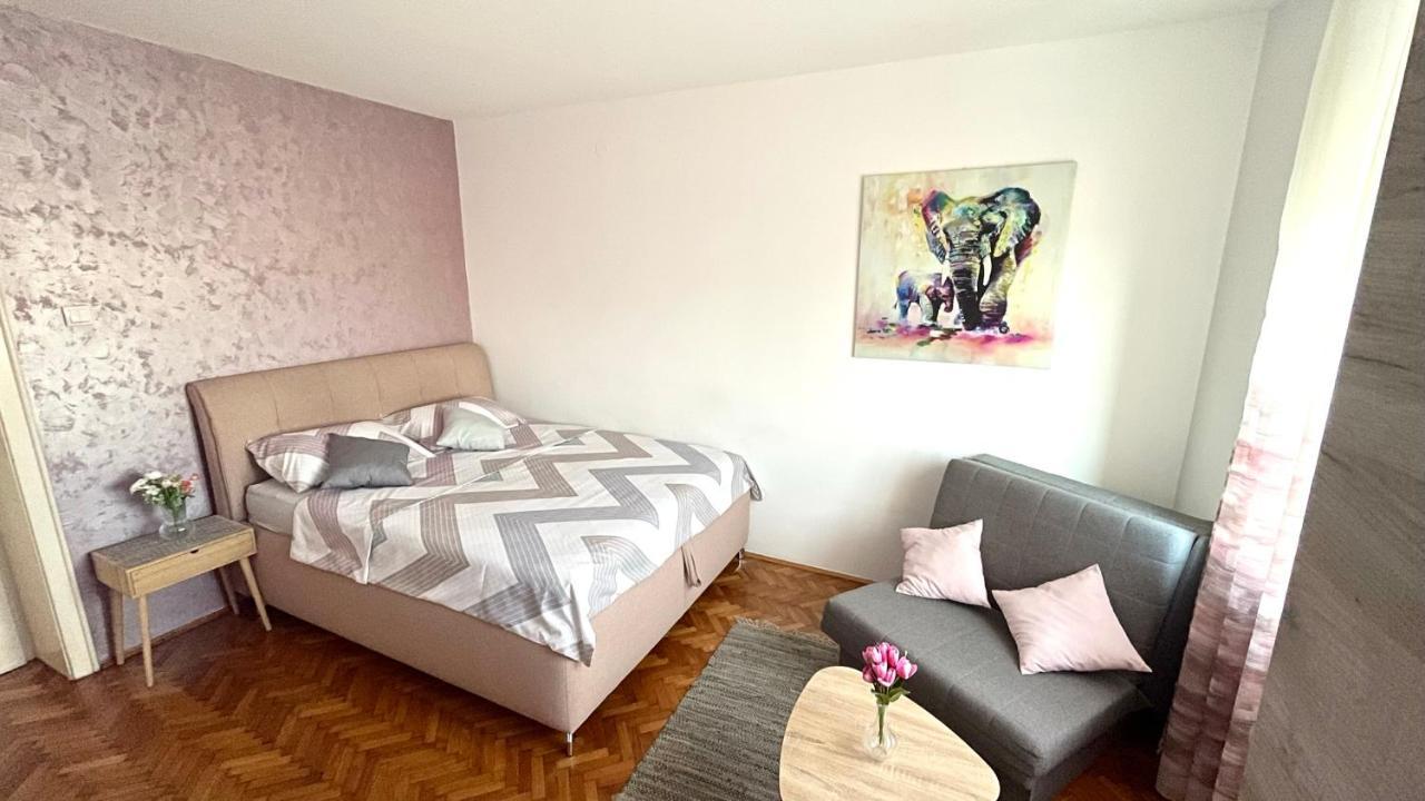 Sweet Venac Appartement Belgrado Buitenkant foto