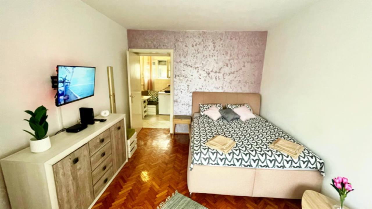 Sweet Venac Appartement Belgrado Buitenkant foto